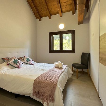 Apartamentos Rurales Ainariak Burgui Bagian luar foto